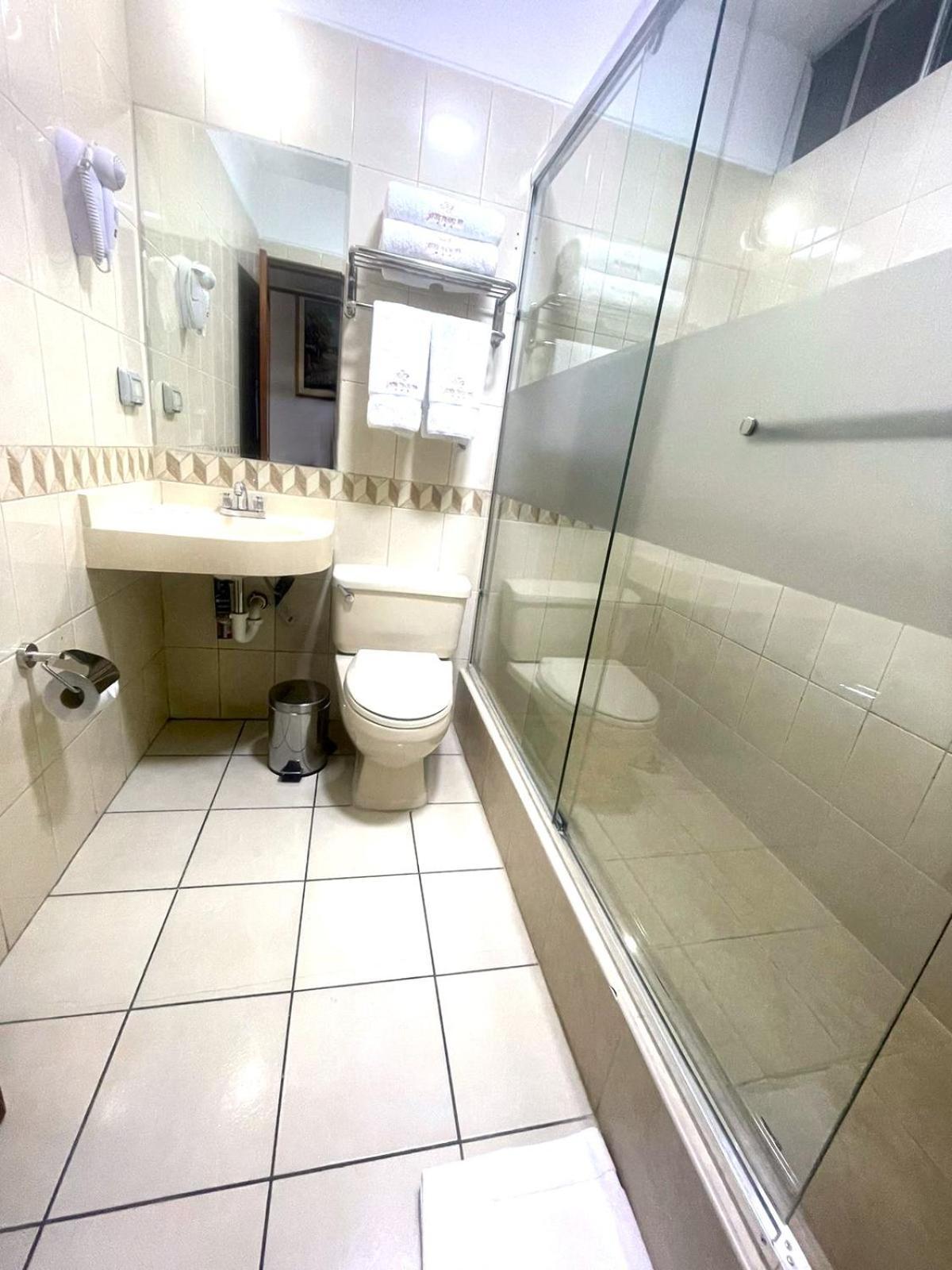 Hotel Javier Prado Inn Ліма Екстер'єр фото