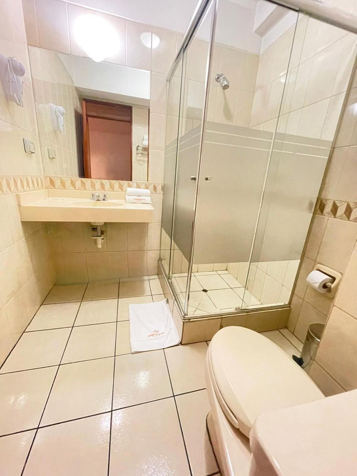Hotel Javier Prado Inn Ліма Екстер'єр фото